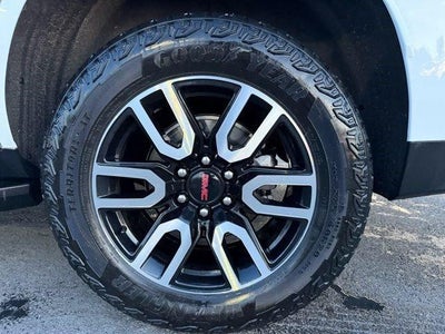 2024 GMC Yukon 4WD 4dr AT4