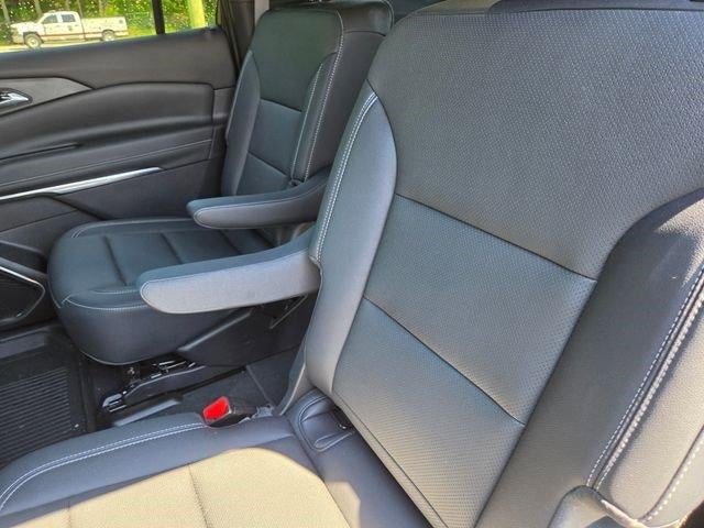 2024 Chevrolet Traverse LT w/2LT