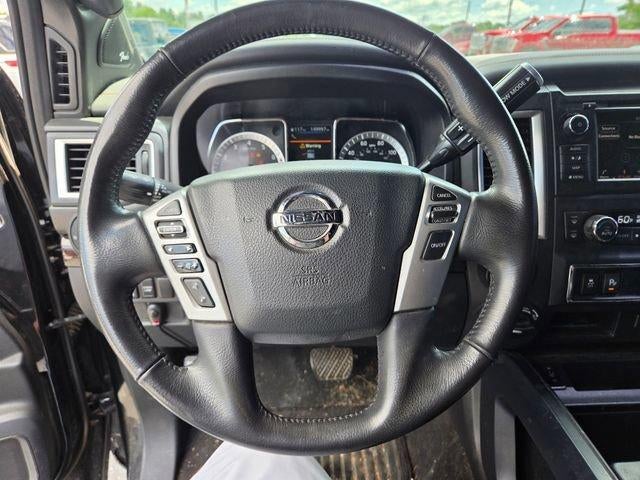 2019 Nissan Titan 4x4 Crew Cab SL