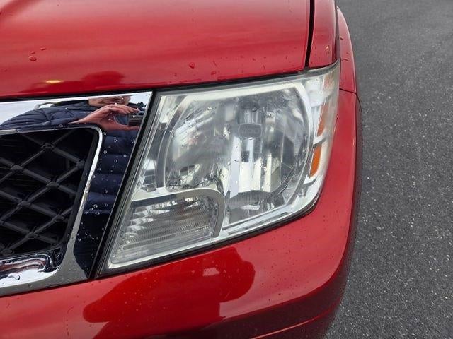 2012 Nissan Frontier 4WD King Cab Auto SV