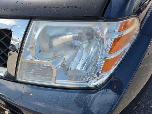 2017 Nissan Frontier 2017.5 Crew Cab 4x4 SV V6 Auto