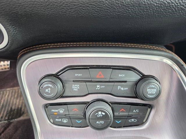 2016 Dodge Challenger 2dr Cpe 392 Hemi Scat Pack Shaker