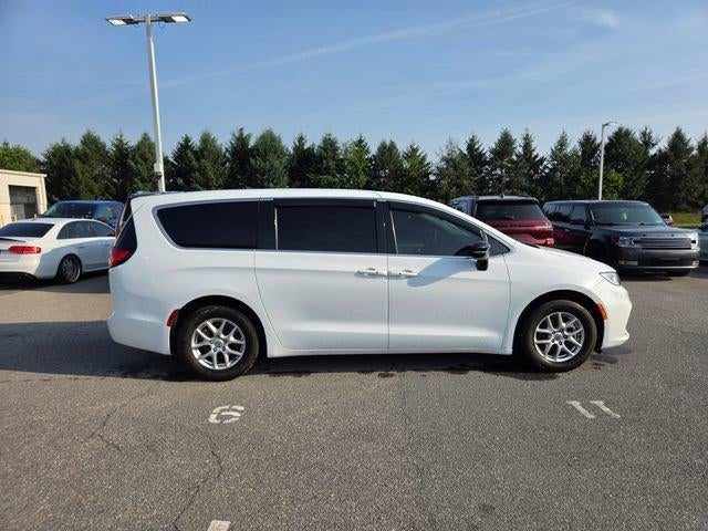2024 Chrysler Pacifica Touring L FWD