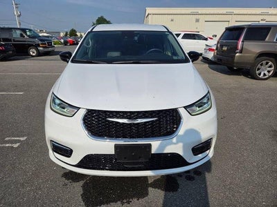 2024 Chrysler Pacifica Touring L FWD