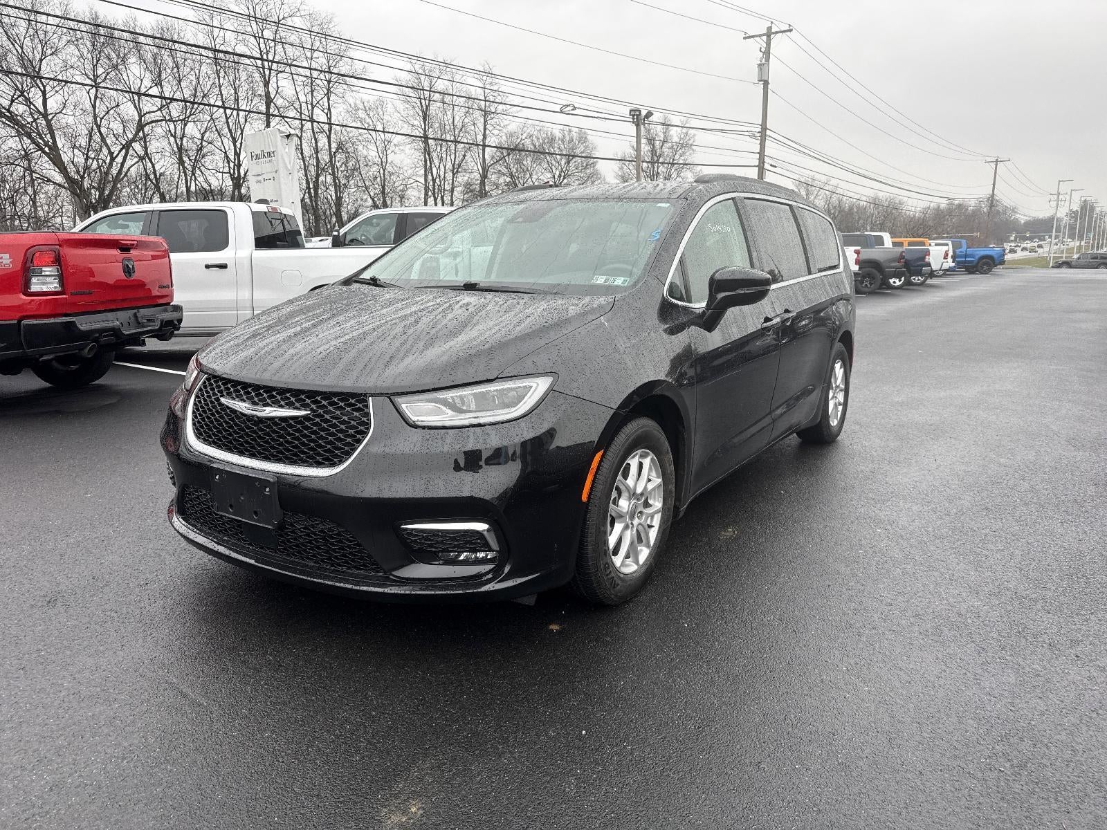2022 Chrysler Pacifica Touring L FWD