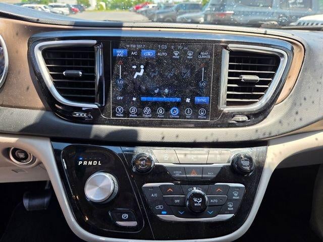 2017 Chrysler Pacifica Touring-L Plus FWD