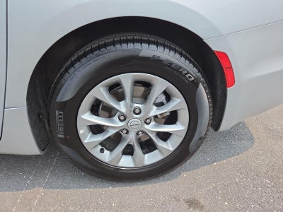 2026 Chrysler Pacifica Limited FWD