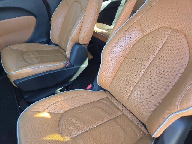 2023 Chrysler Pacifica Hybrid Pinnacle FWD