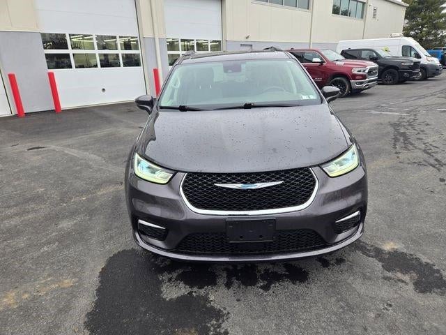 2021 Chrysler Pacifica Hybrid Touring FWD