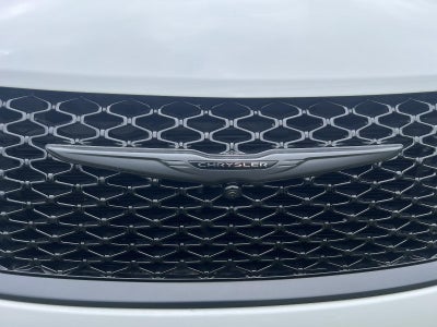 2025 Chrysler Pacifica Hybrid Premium S Appearance Pkg FWD
