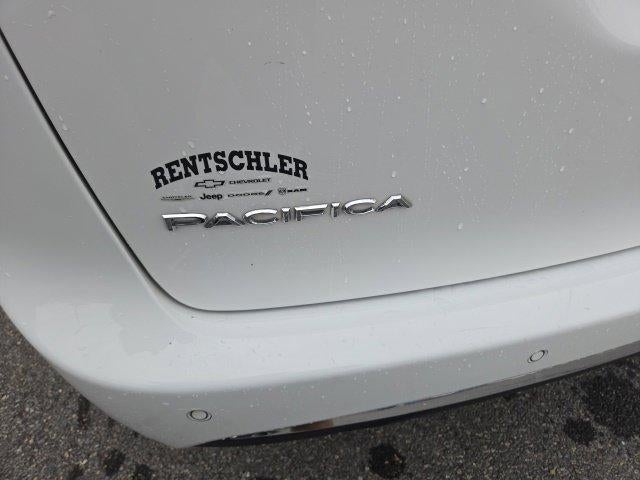 2022 Chrysler Pacifica Touring L AWD