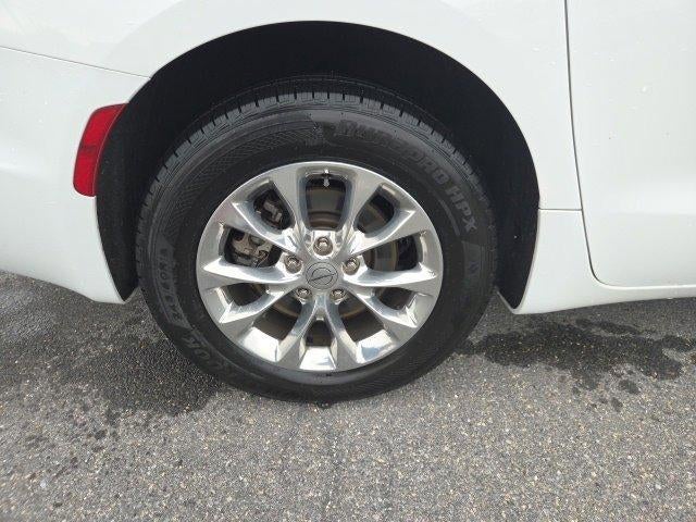 2022 Chrysler Pacifica Touring L AWD