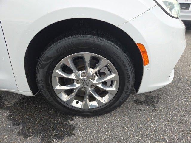 2022 Chrysler Pacifica Touring L AWD