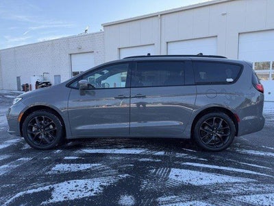 2021 Chrysler Pacifica Touring L AWD