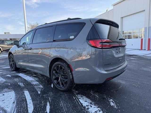 2021 Chrysler Pacifica Touring L AWD