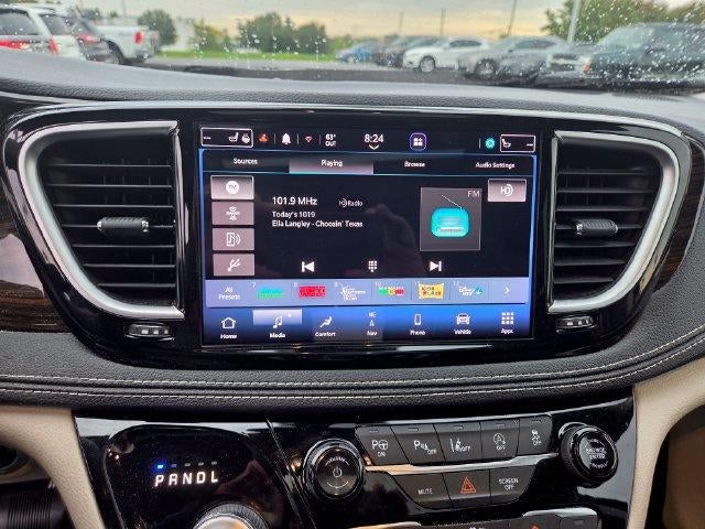2022 Chrysler Pacifica Limited AWD