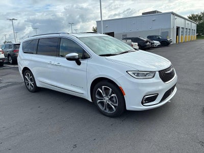 2026 Chrysler Pacifica Pinnacle AWD