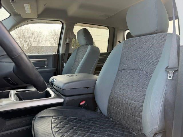 2017 RAM 1500 Big Horn 4x4 Crew Cab 5'7" Box