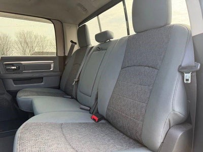 2017 RAM 1500 Big Horn 4x4 Crew Cab 5'7" Box