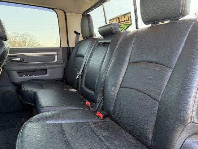 2016 RAM 1500 4WD Crew Cab 5.7 Ft Box Big Horn