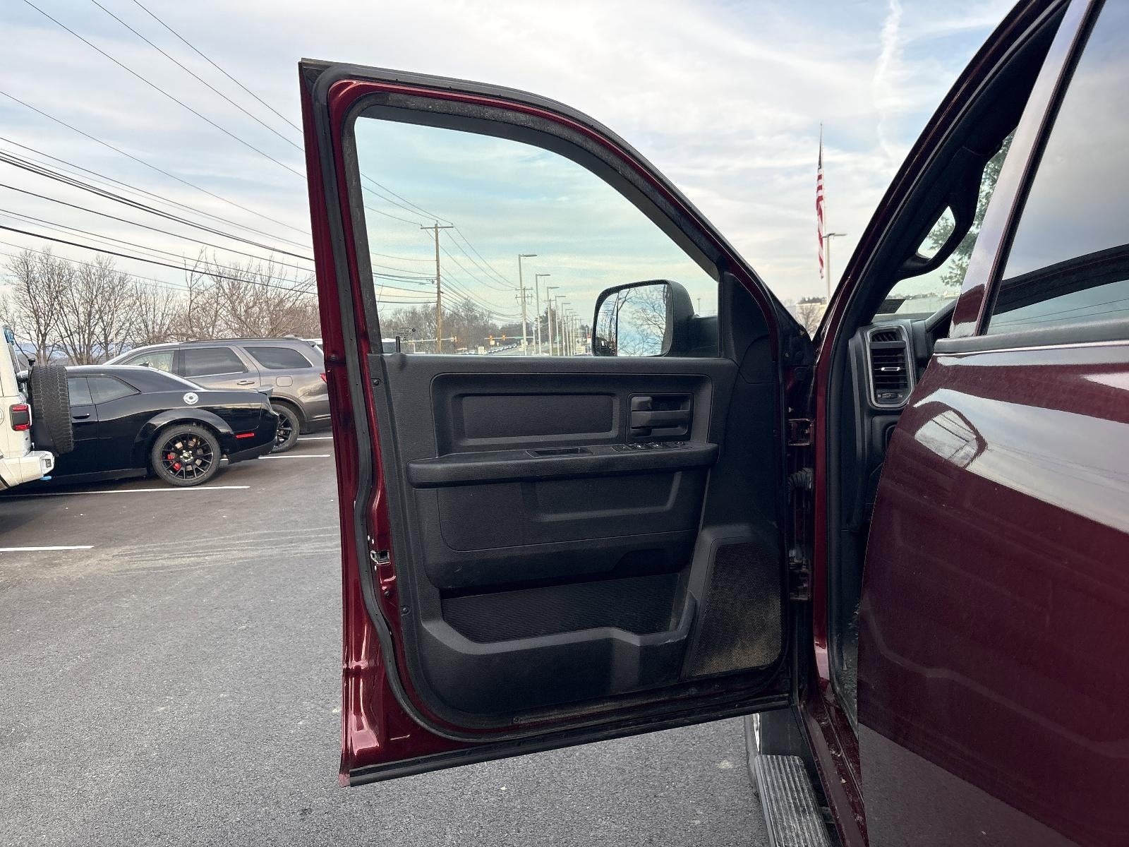 2021 RAM 2500 Tradesman 4x4 Crew Cab 6'4" Box