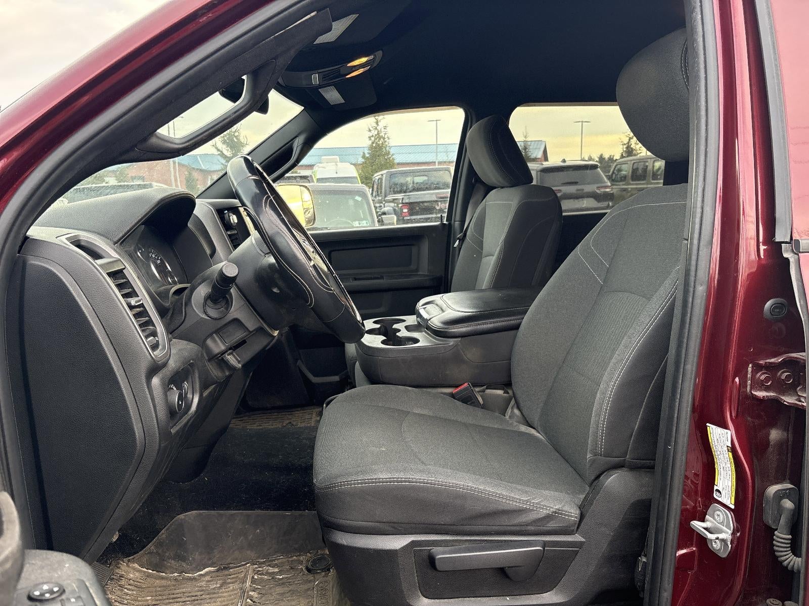 2021 RAM 2500 Tradesman 4x4 Crew Cab 6'4" Box