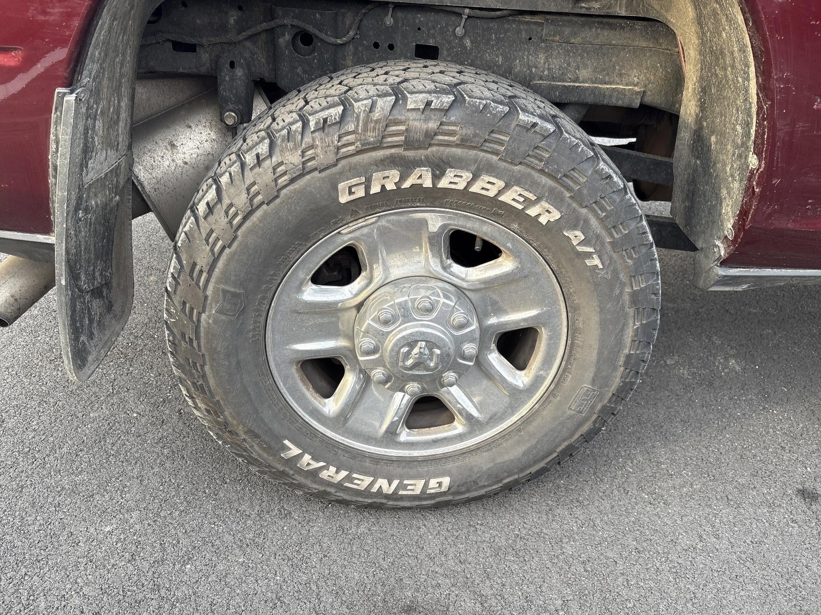 2021 RAM 2500 Tradesman 4x4 Crew Cab 6'4" Box