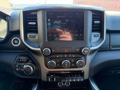 2022 RAM 2500 Big Horn 4x4 Crew Cab 6'4" Box