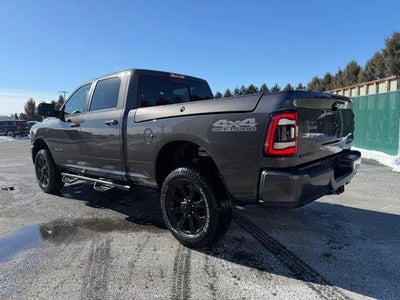 2022 RAM 2500 Big Horn 4x4 Crew Cab 6'4" Box