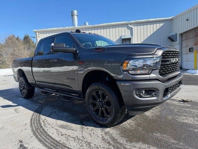 2022 RAM 2500 Big Horn 4x4 Crew Cab 6'4" Box