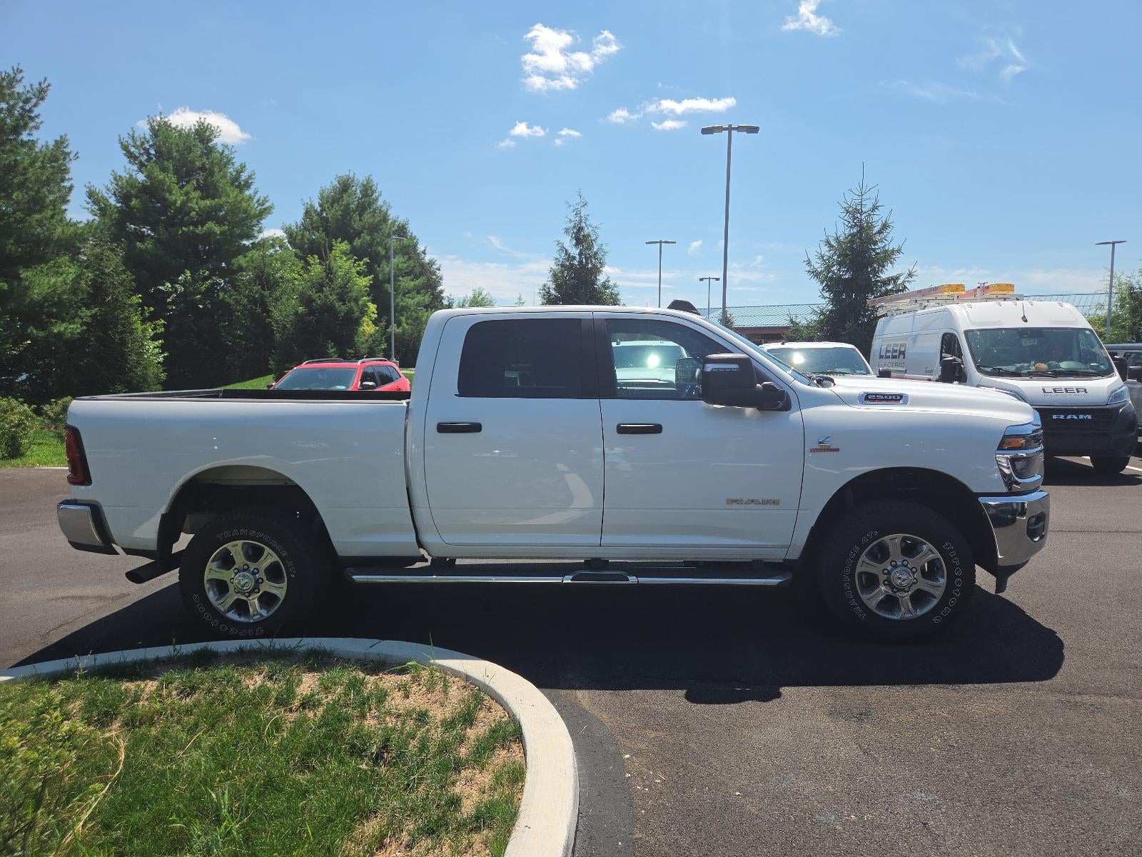 2025 RAM 2500 Big Horn 4x4 Crew Cab 6'4" Box