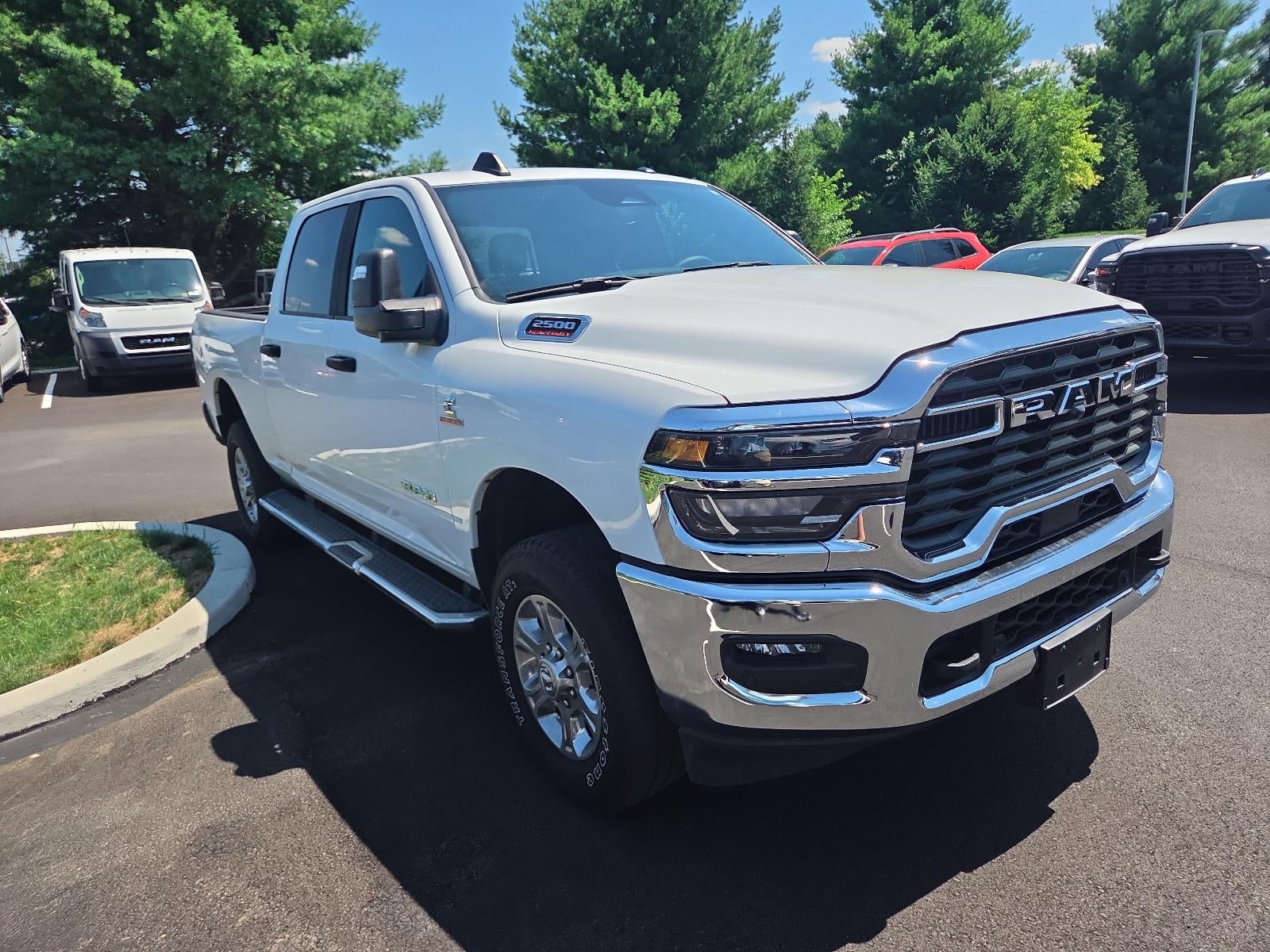 2025 RAM 2500 Big Horn 4x4 Crew Cab 6'4" Box