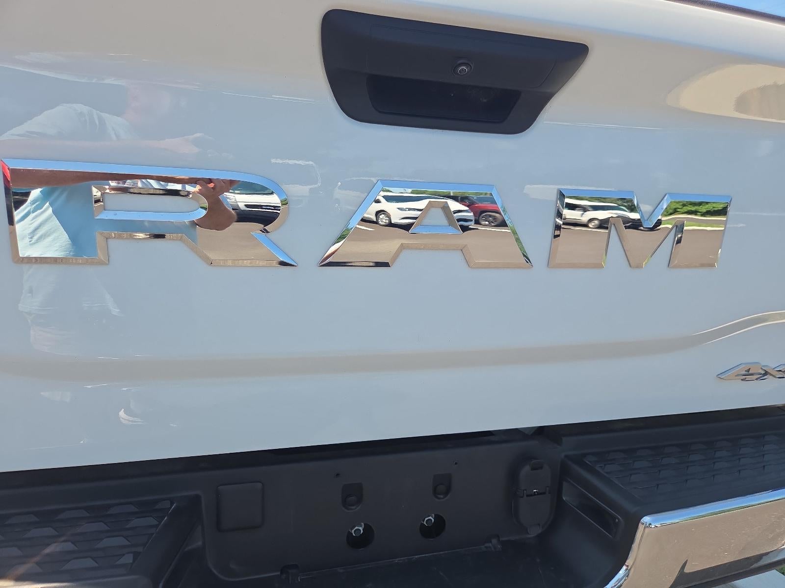 2025 RAM 2500 Big Horn 4x4 Crew Cab 6'4" Box