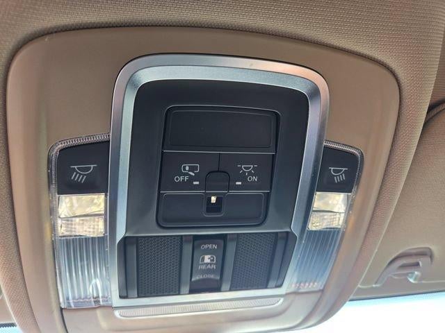 2022 RAM 2500 Laramie 4x4 Crew Cab 6'4" Box
