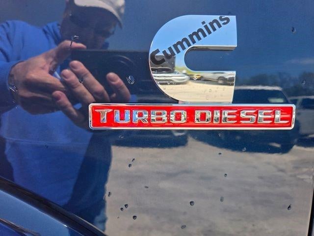 2022 RAM 2500 Laramie 4x4 Crew Cab 6'4" Box