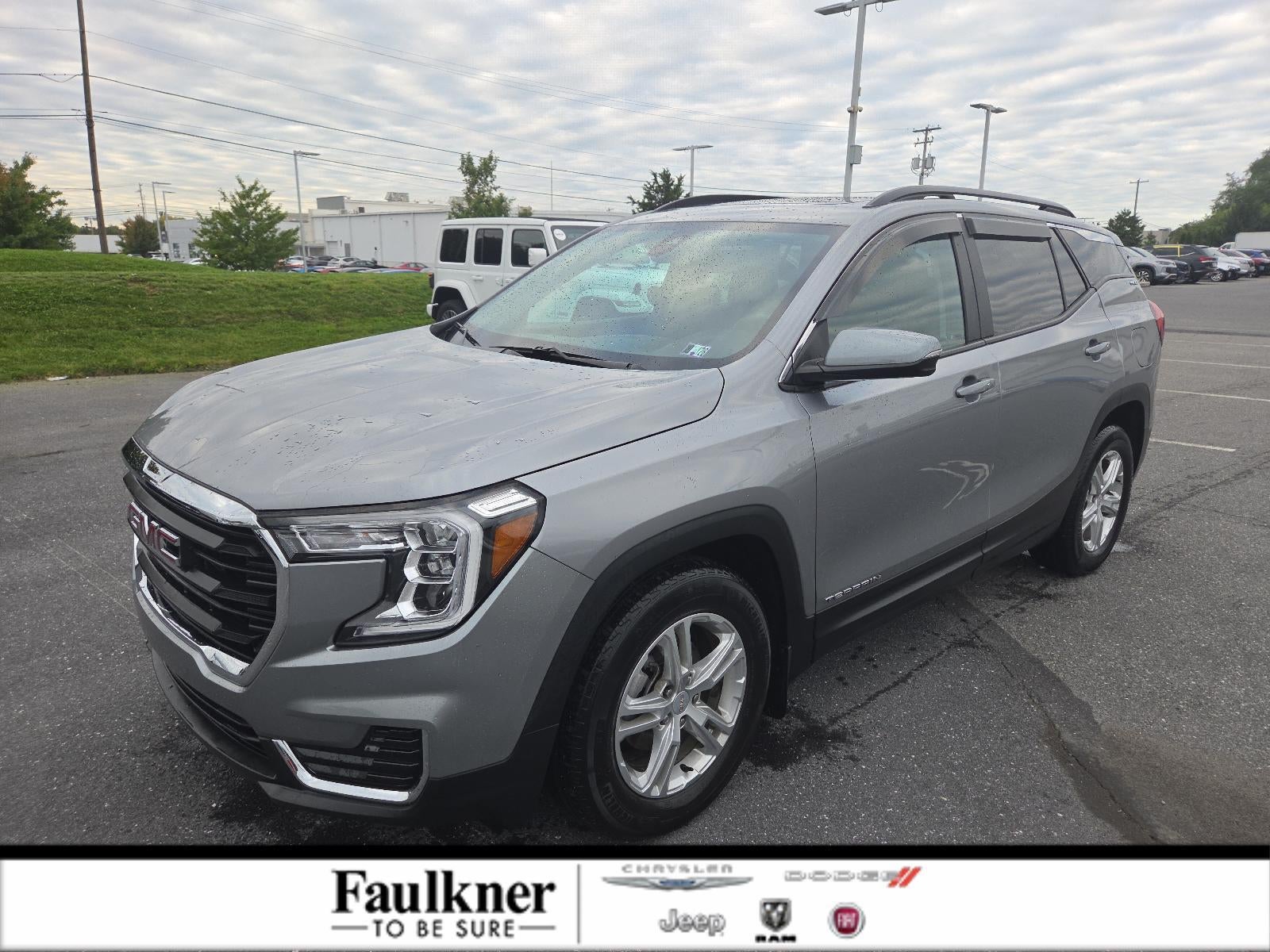 2023 GMC Terrain FWD 4dr SLE