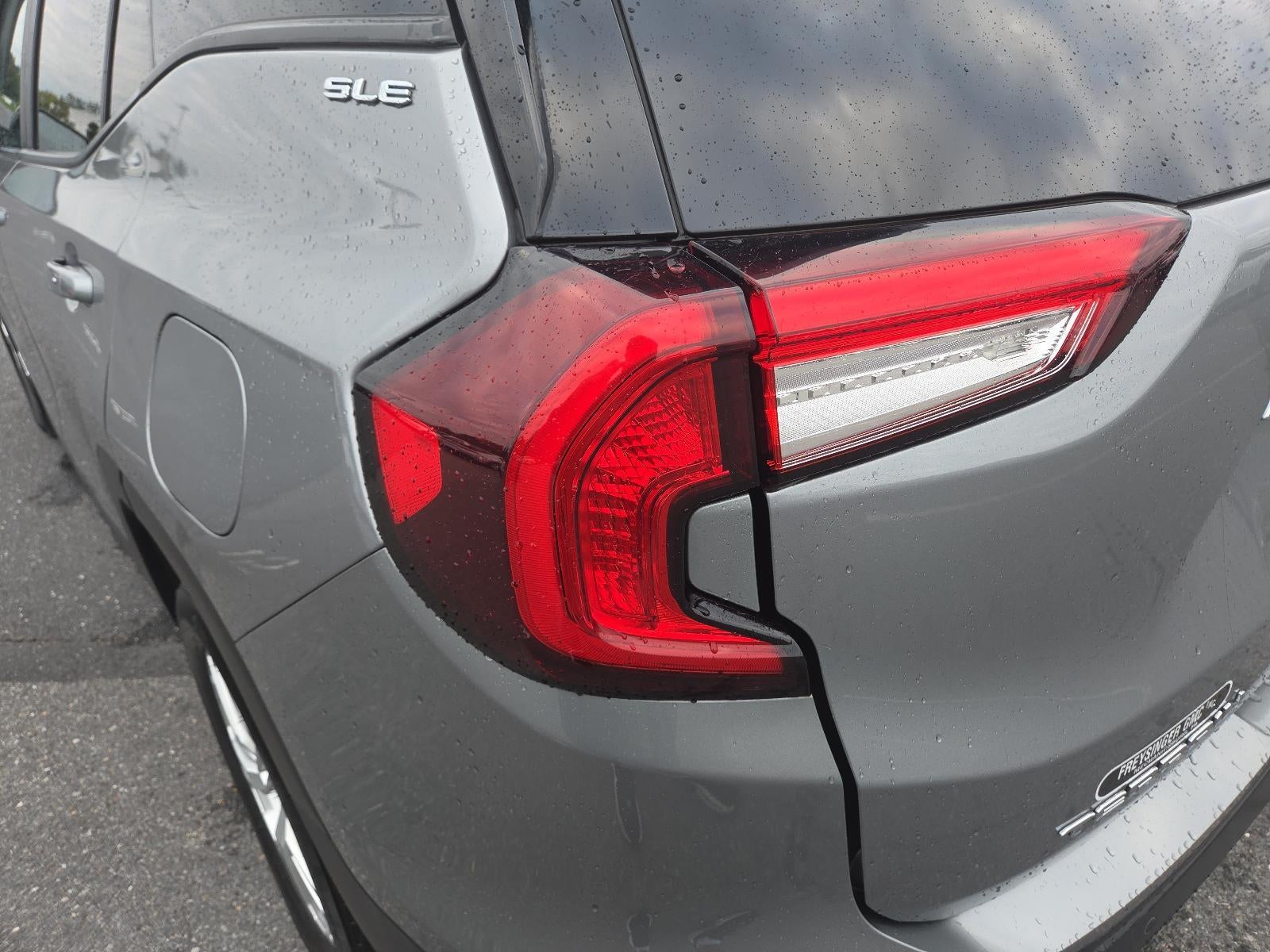 2023 GMC Terrain FWD 4dr SLE