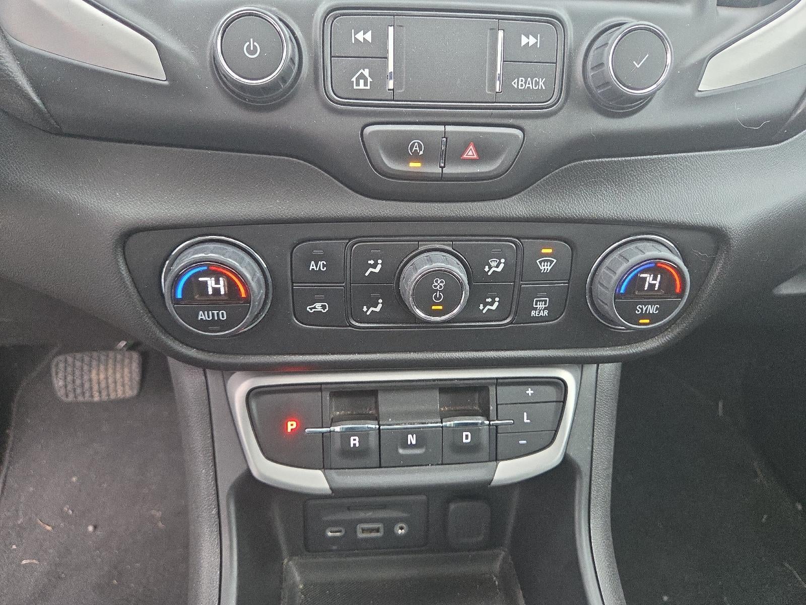 2023 GMC Terrain FWD 4dr SLE