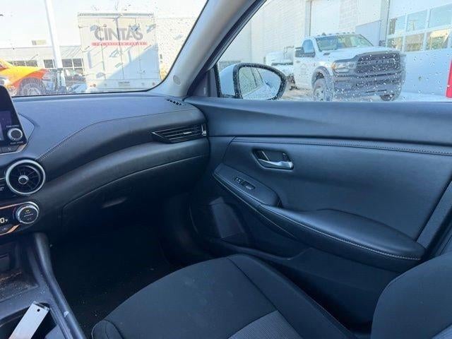 2024 Nissan Sentra SV CVT