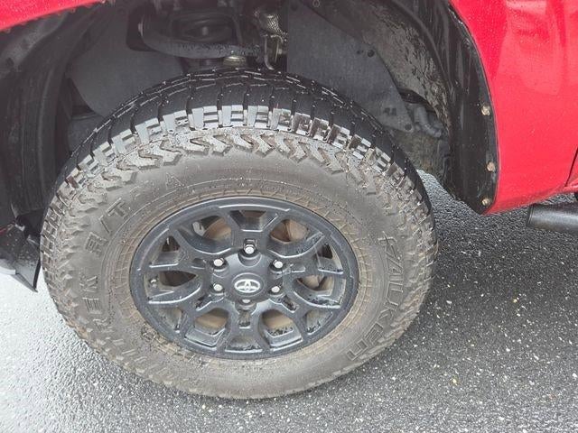 2022 Toyota Tacoma 4WD 4WD SR Double Cab 5' Bed V6 AT (GS)