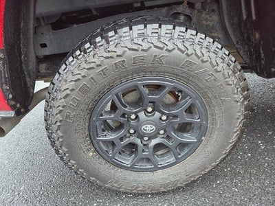2022 Toyota Tacoma 4WD 4WD SR Double Cab 5' Bed V6 AT (GS)