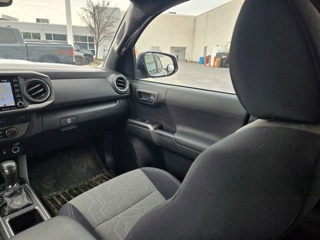 2022 Toyota Tacoma 4WD 4WD TRD Sport Double Cab 6' Bed V6 AT (Natl)