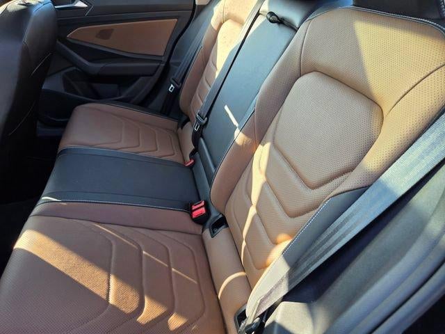 2025 Volkswagen Jetta SEL Auto