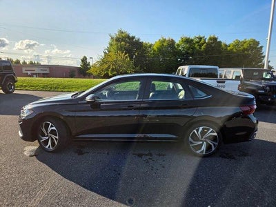 2025 Volkswagen Jetta SEL Auto