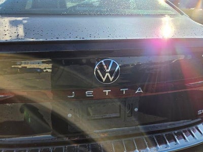 2025 Volkswagen Jetta SEL Auto