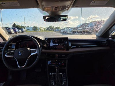 2025 Volkswagen Jetta SEL Auto