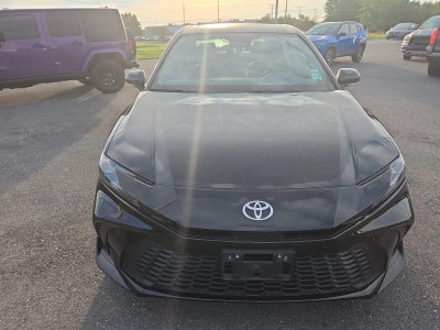 2025 Toyota Camry SE (SE)