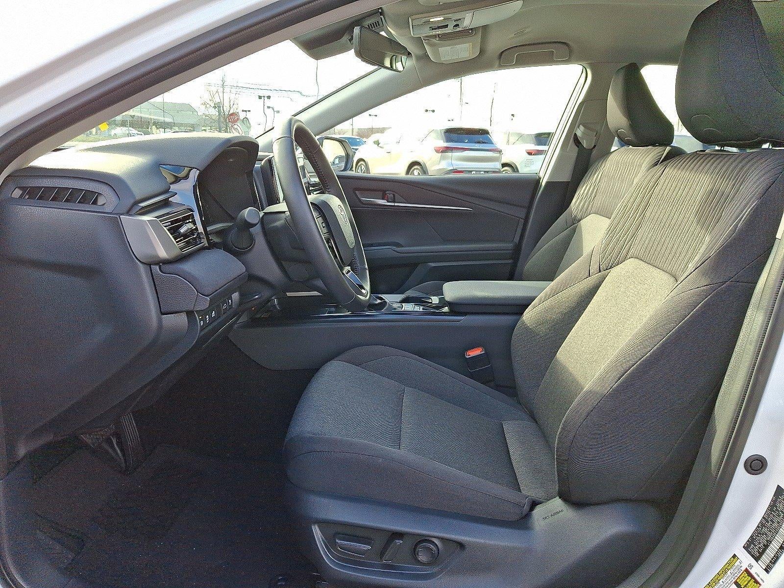 2025 Toyota Camry XSE AWD (Natl)