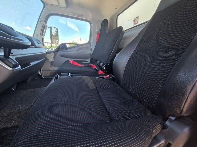 2019 Mitsubishi Van Base