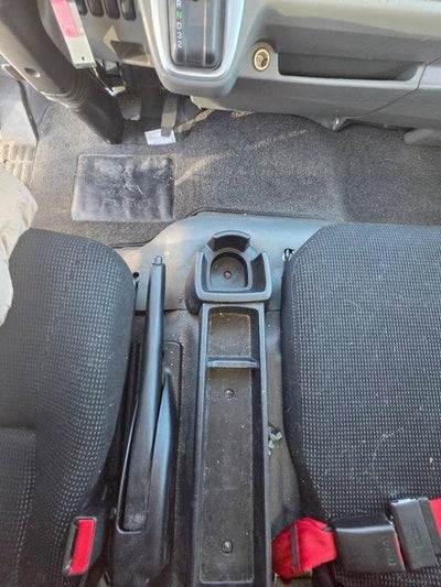 2019 Mitsubishi Van Base